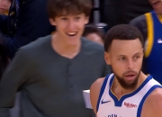 九游-库里在老鹰比赛中势不可挡，高光表现引发热议！的简单介绍