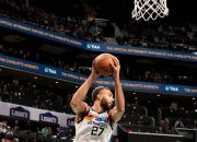 九游-包含窗口期明尼苏达森林狼调整名单以备全明星赛；篮板制胜环节打磨；态度坚定；临场指挥获称赞的词条