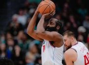 九游体育-哈登连续五场比赛得分超过回归赛场，DWG挑战极限！的简单介绍