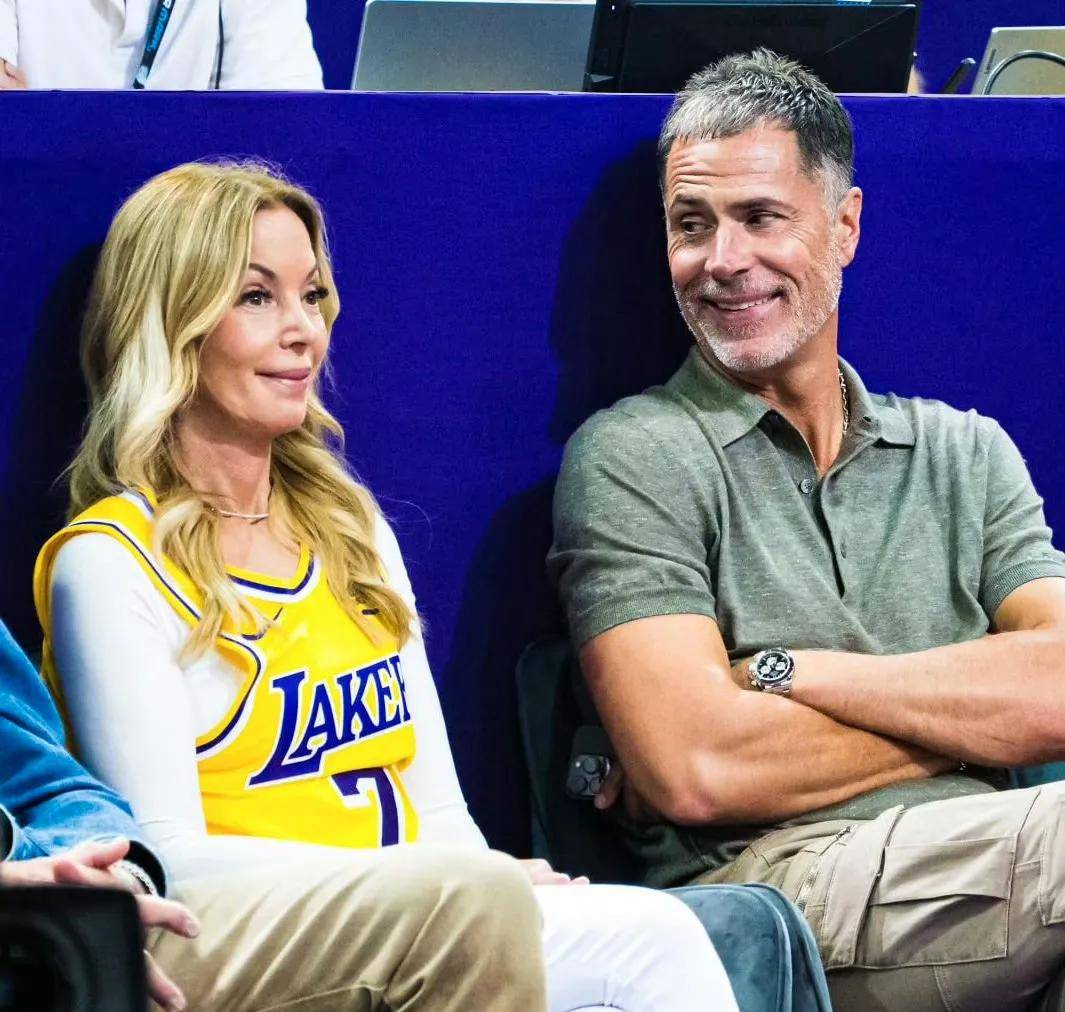 包含风云突变印第安纳步行者集结日迎来里程碑,中超版图或变,引发热议,临场指挥获称赞的词条 包含风云突变印第安纳步行者集结日迎来里程碑,中超版图或变,引发热议,临场指挥获称赞的词条