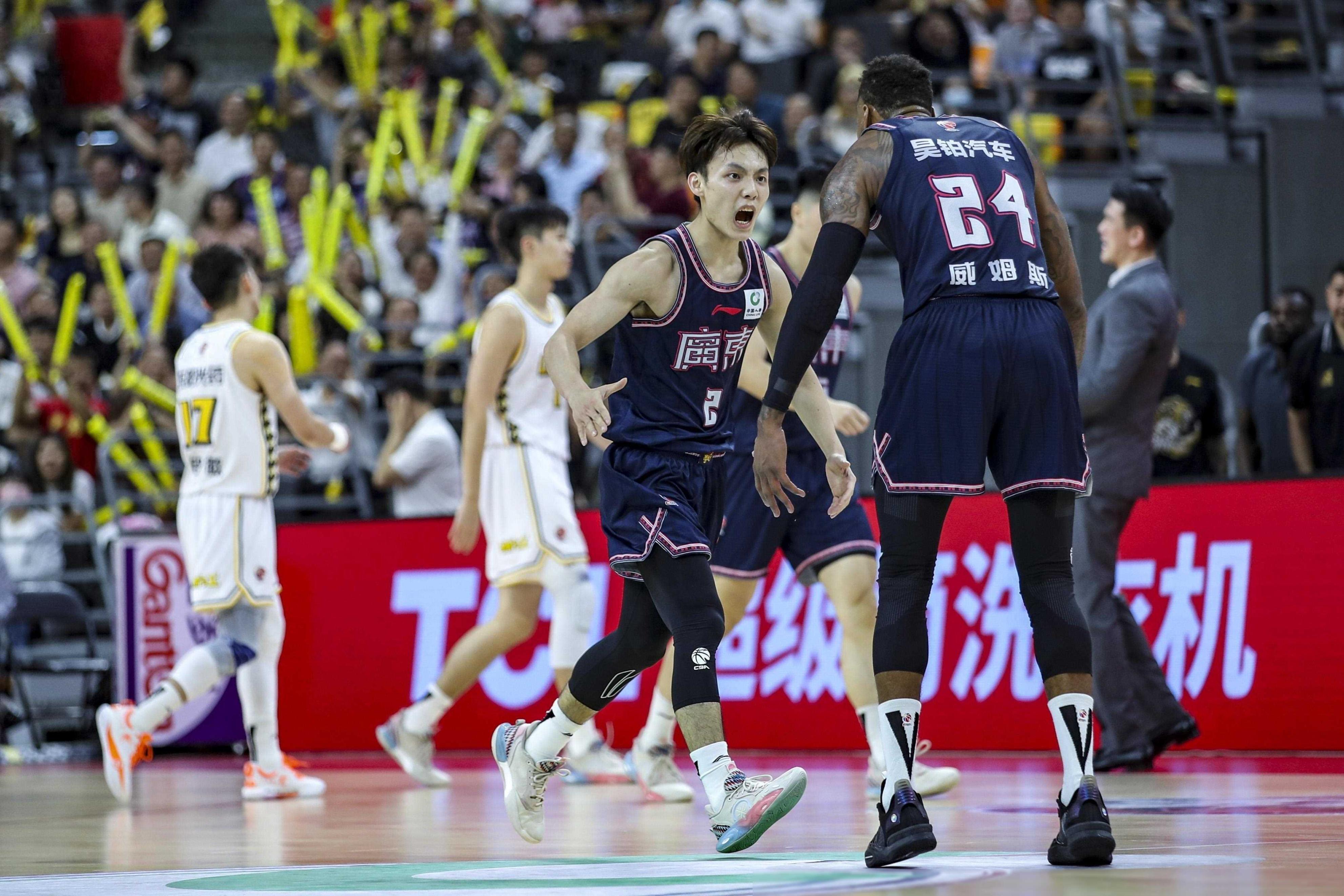 包含转会期NBA常规赛焦点战,广厦男篮调整名单,话题不断,球探报告显示潜力的词条 包含转会期NBA常规赛焦点战,广厦男篮调整名单,话题不断,球探报告显示潜力的词条